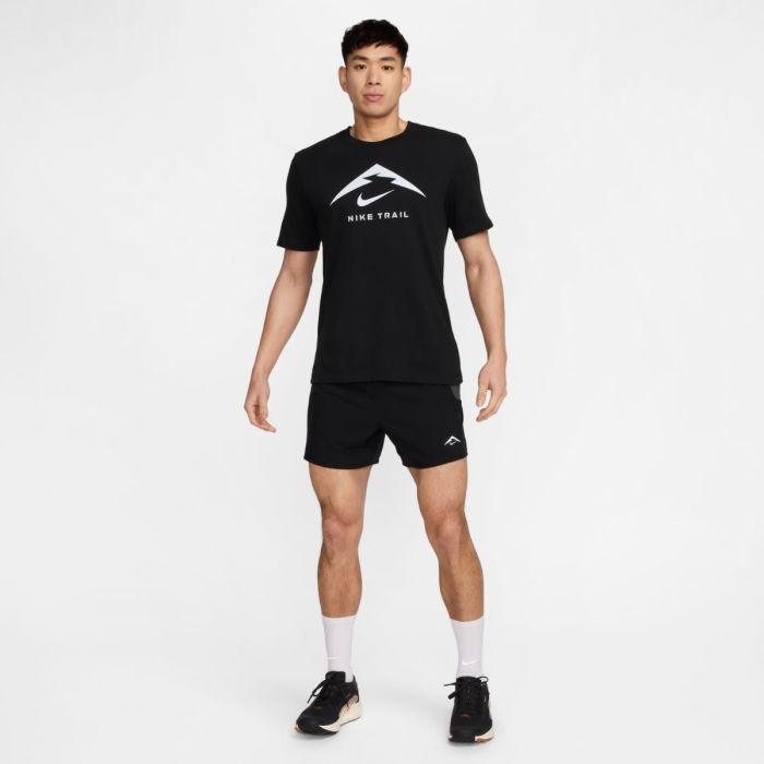 Nike Herre T-shirts Dri-FIT Trail Logo SS Tee Sort