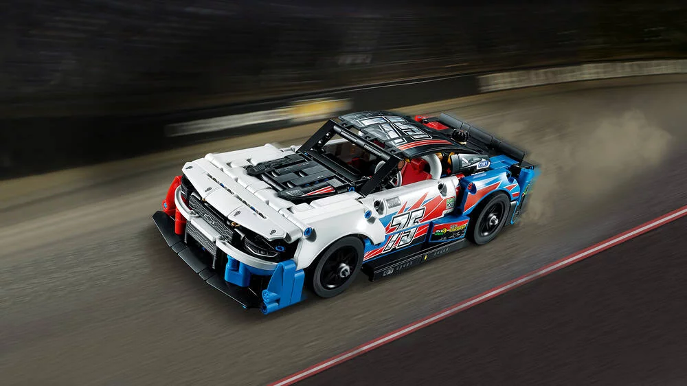 LEGO®TECHNIC 42153 - CHEVROLET CAMARO ZL1 NASCAR®NEXT GEN