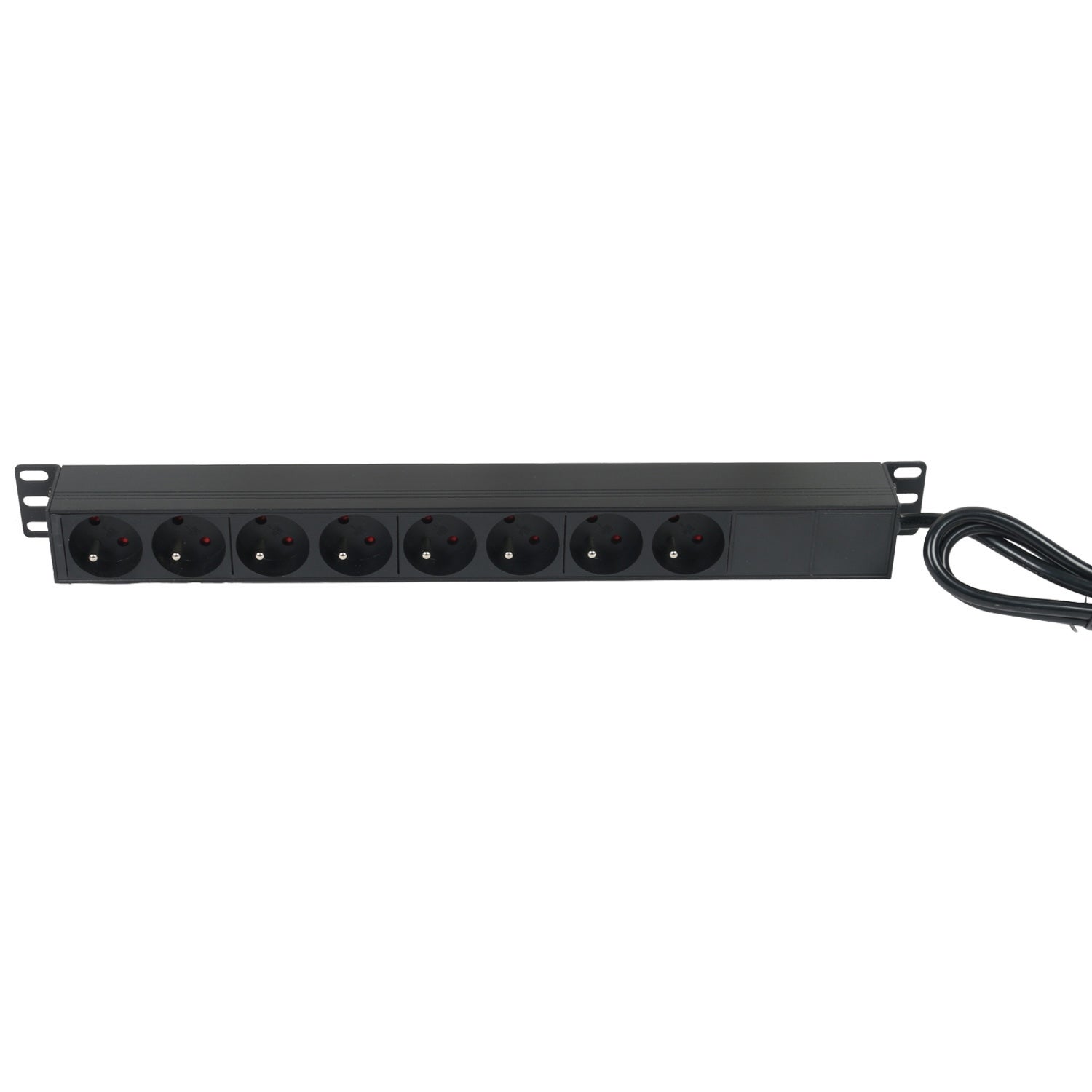 Innox RPD R8F-FS-USB 19 inch stroomverdeler met USB penaarde