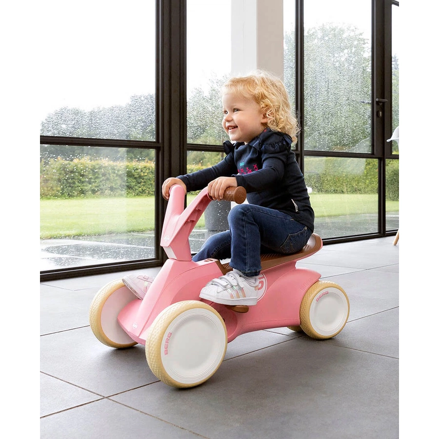 BERG Rutscher GO2 Retro Pink