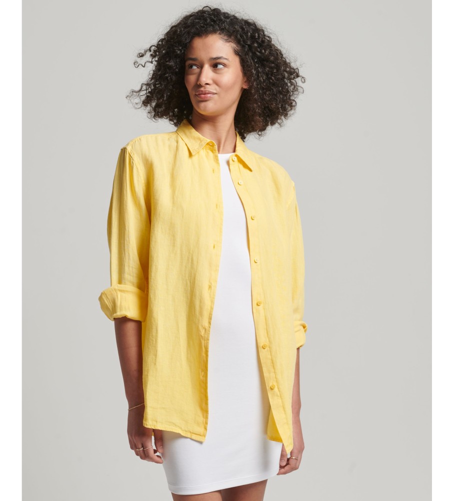 Camisa casual de linho amarela estilo boyfriend da Superdry