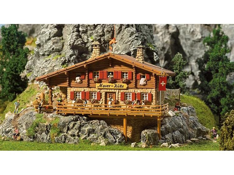 Faller Hochgebirgshütte Moser-Hütte H0 Berghütte in 2-stöckiger Holzbauweise