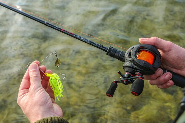 Ultimate Chikara Cast 2,10m 10-30g