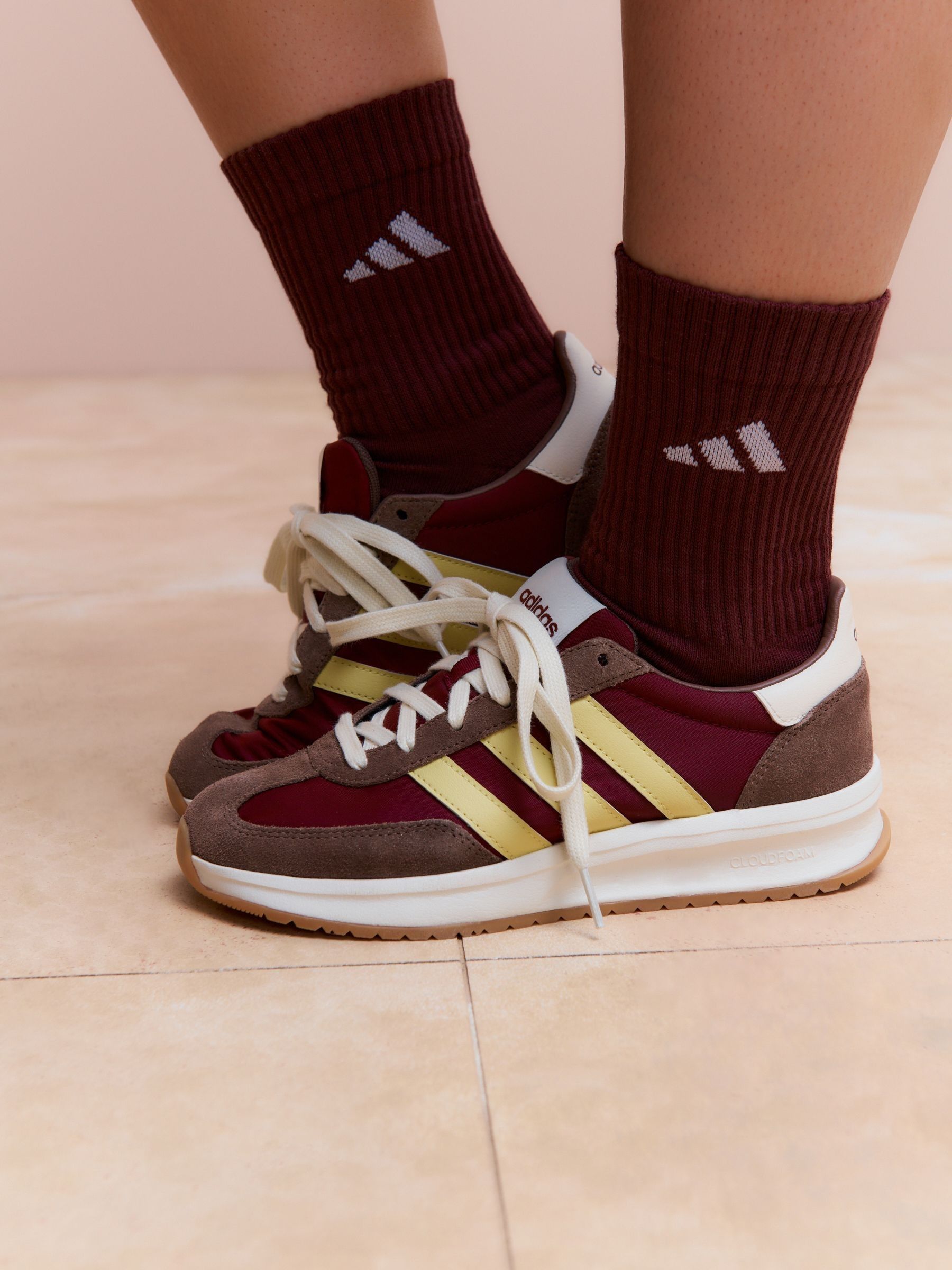 Rood/geel - Adidas - 70s hardloopsneakers