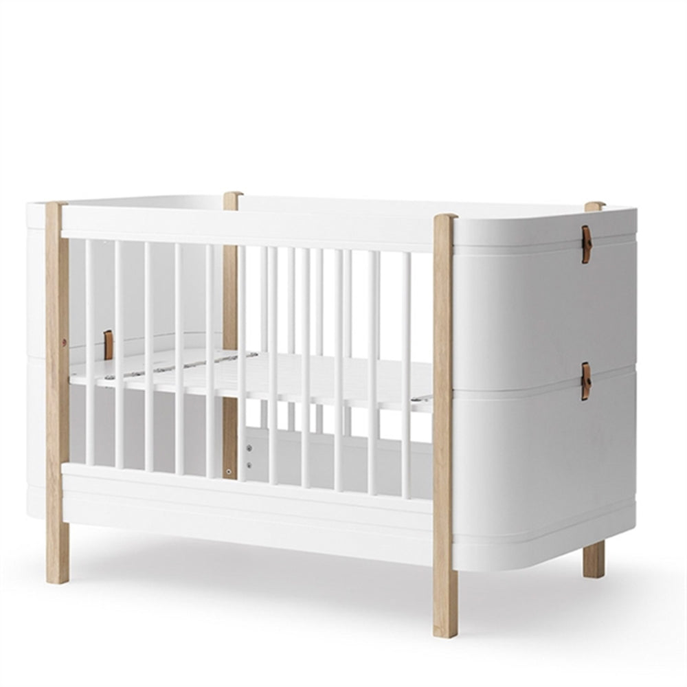 Køb Oliver Furniture Wood Mini+ Tremmeseng inkl. Junior Kit Hvid/Eg