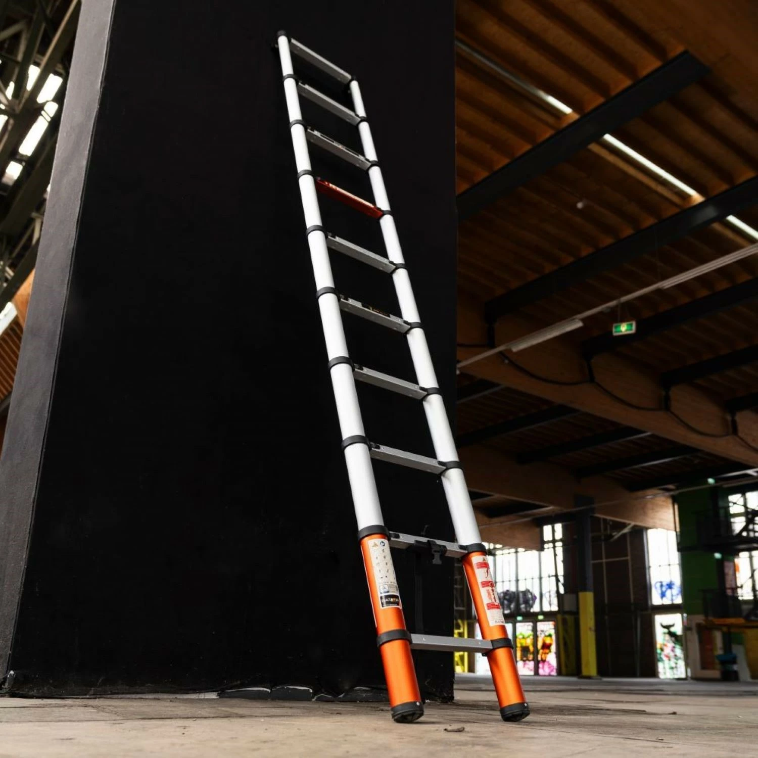 Batavia 7064582 Giraffe Air Telescopische ladder met Hoekindicator, SoftClose & AntiSlip - 2.93m - 10 sporten