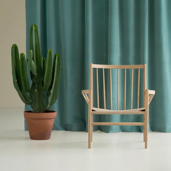 FDB Møbler - J82 Lounge Stuhl, Eiche matt lackiert / Naturgeflecht