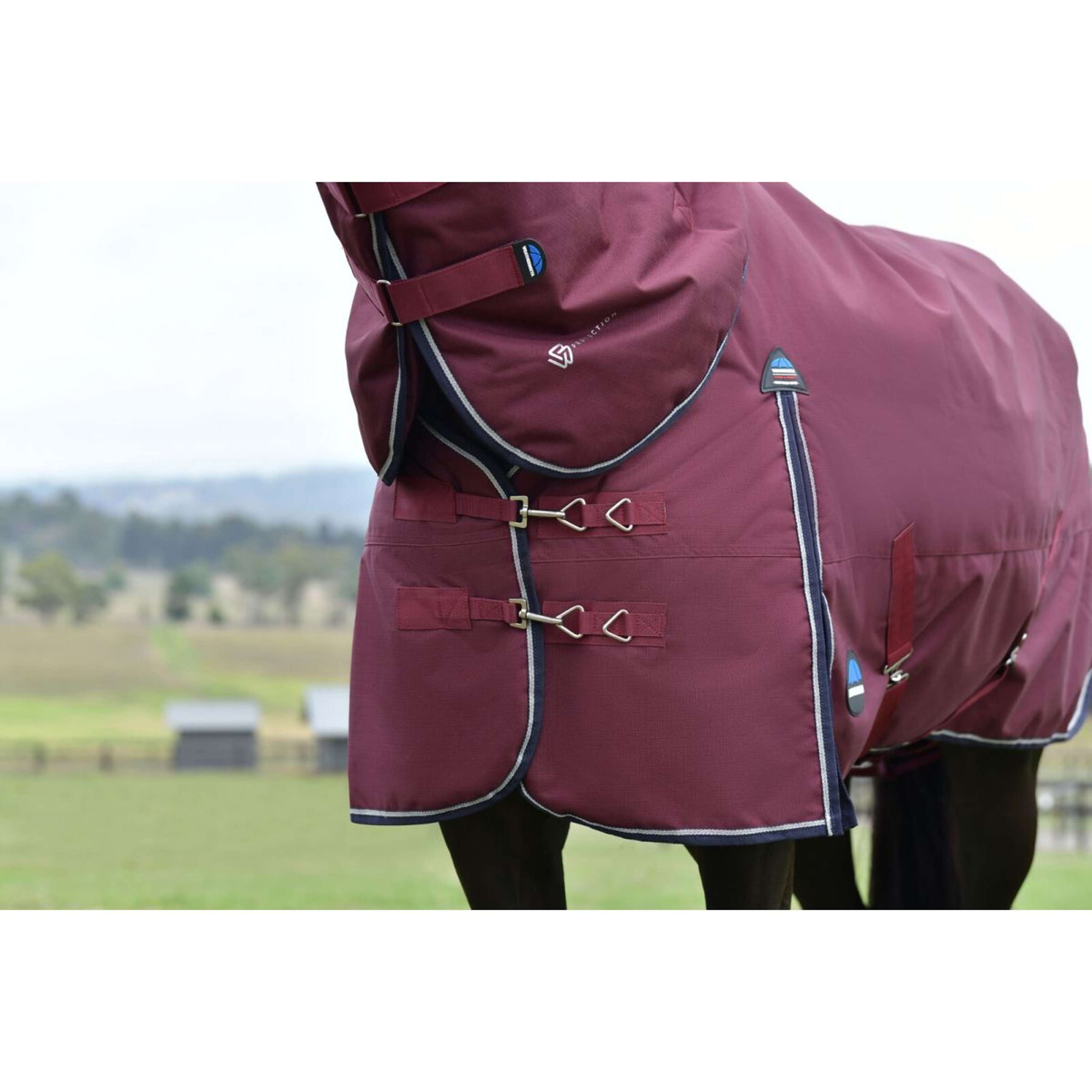 WeatherBeeta ComFiTec Essential Turnout Detach-A-Neck 220g Burgundy/Na