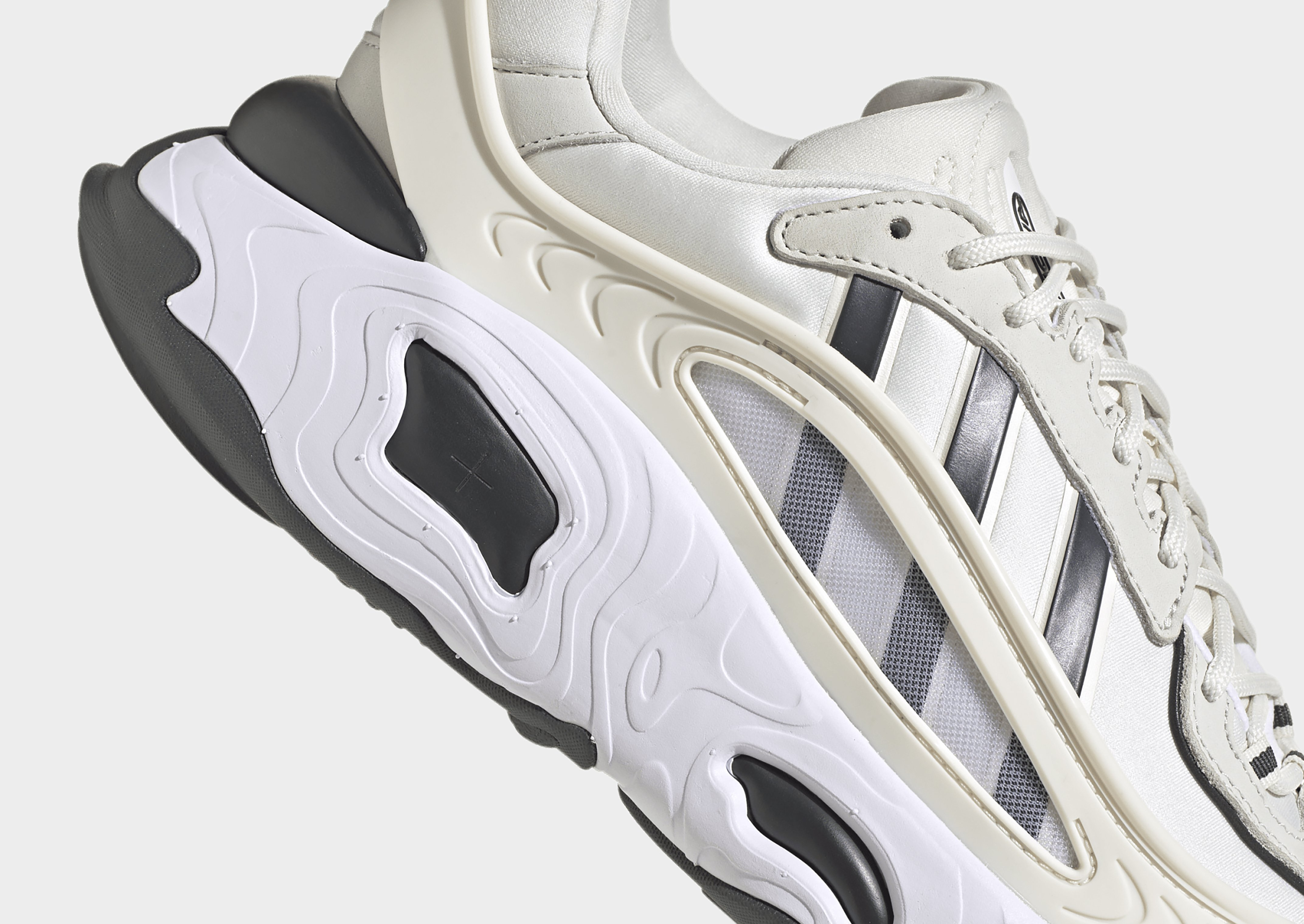 adidas Chaussure Oznova
