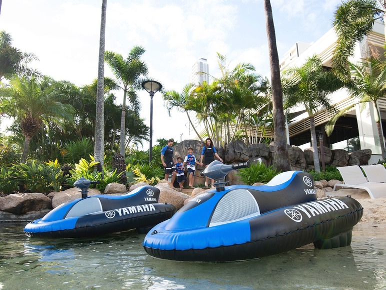 kinder Jetski