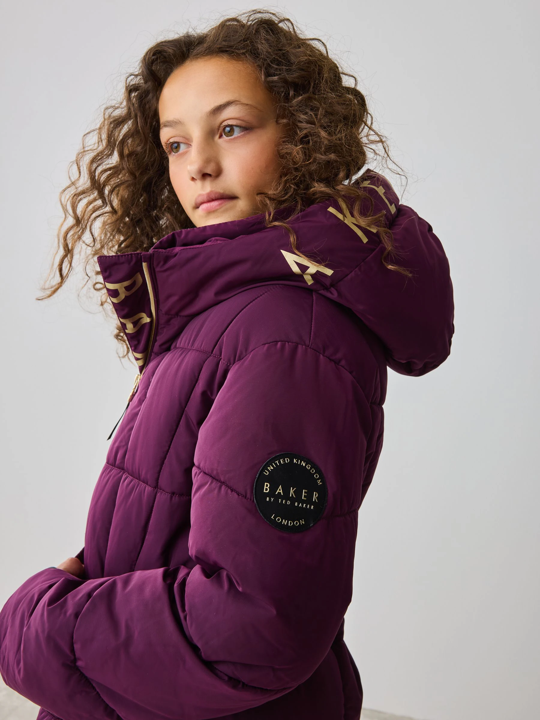Bordeauxrood - Baker by Ted Baker Regenbestendige gewatteerde lange jas met strik op de rug en ceintuur