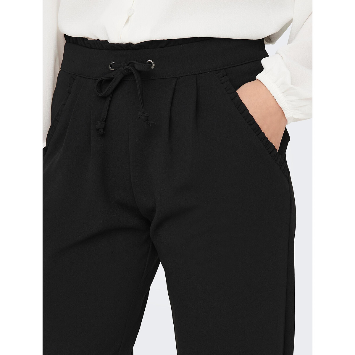 JDY<br>Calças slim, cintura padrão