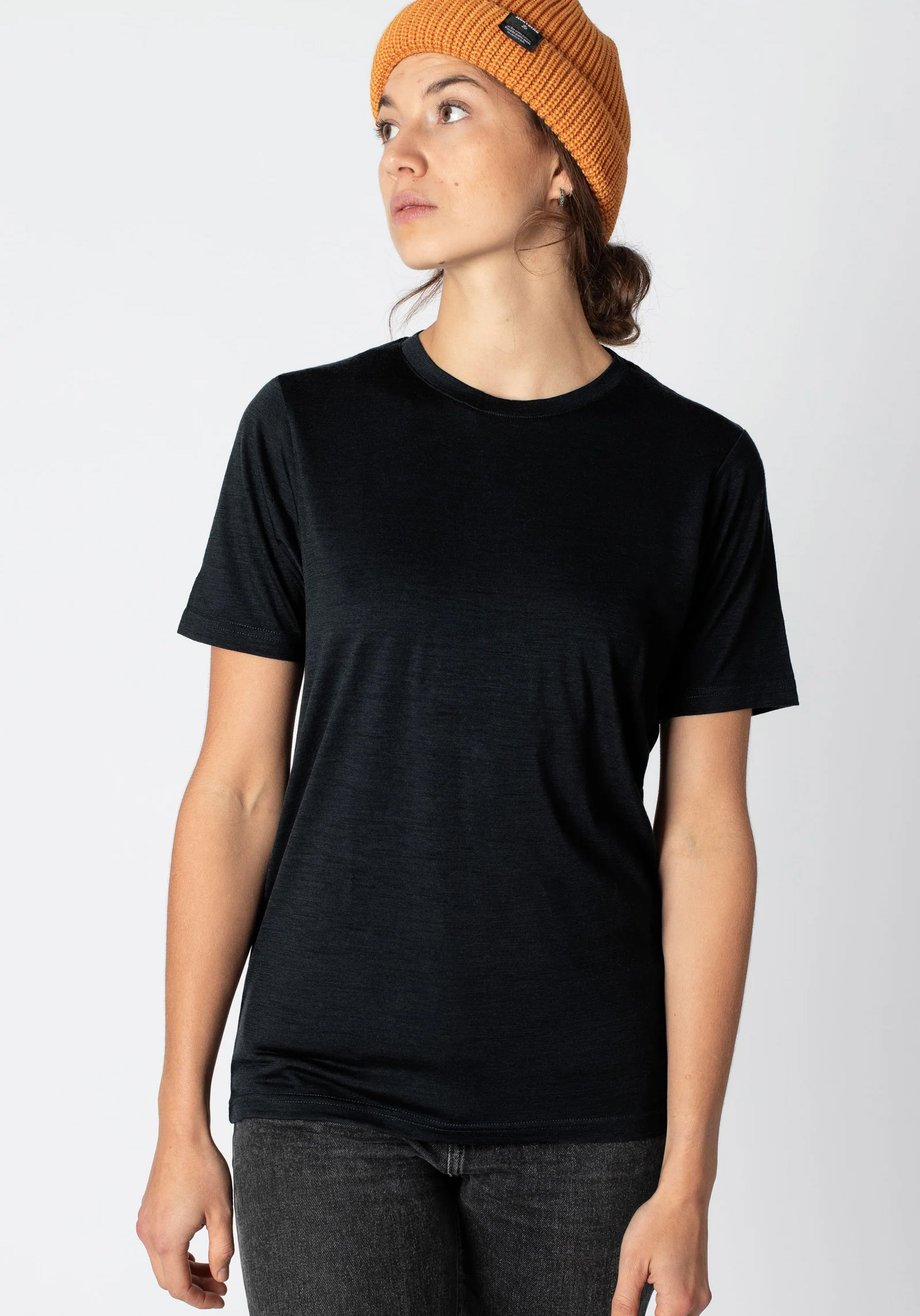Jeckybeng The Merino Tee Unisex Deep Black