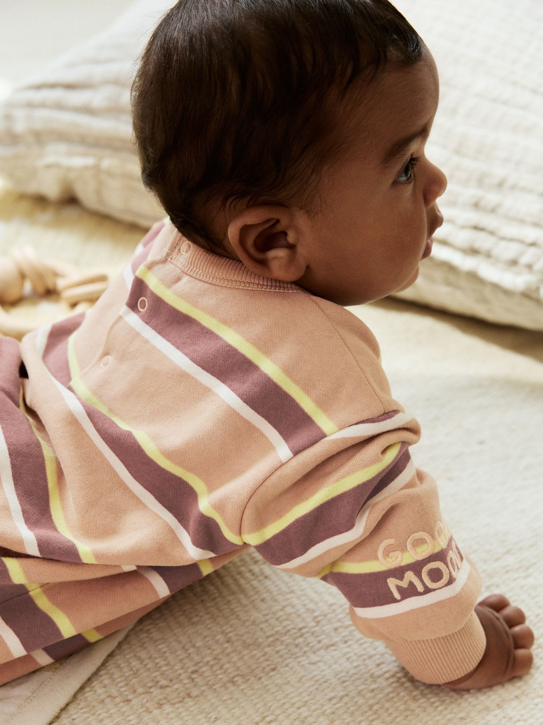 Roestbruin gestreept - Baby joggingromper (0mnd-3jr)