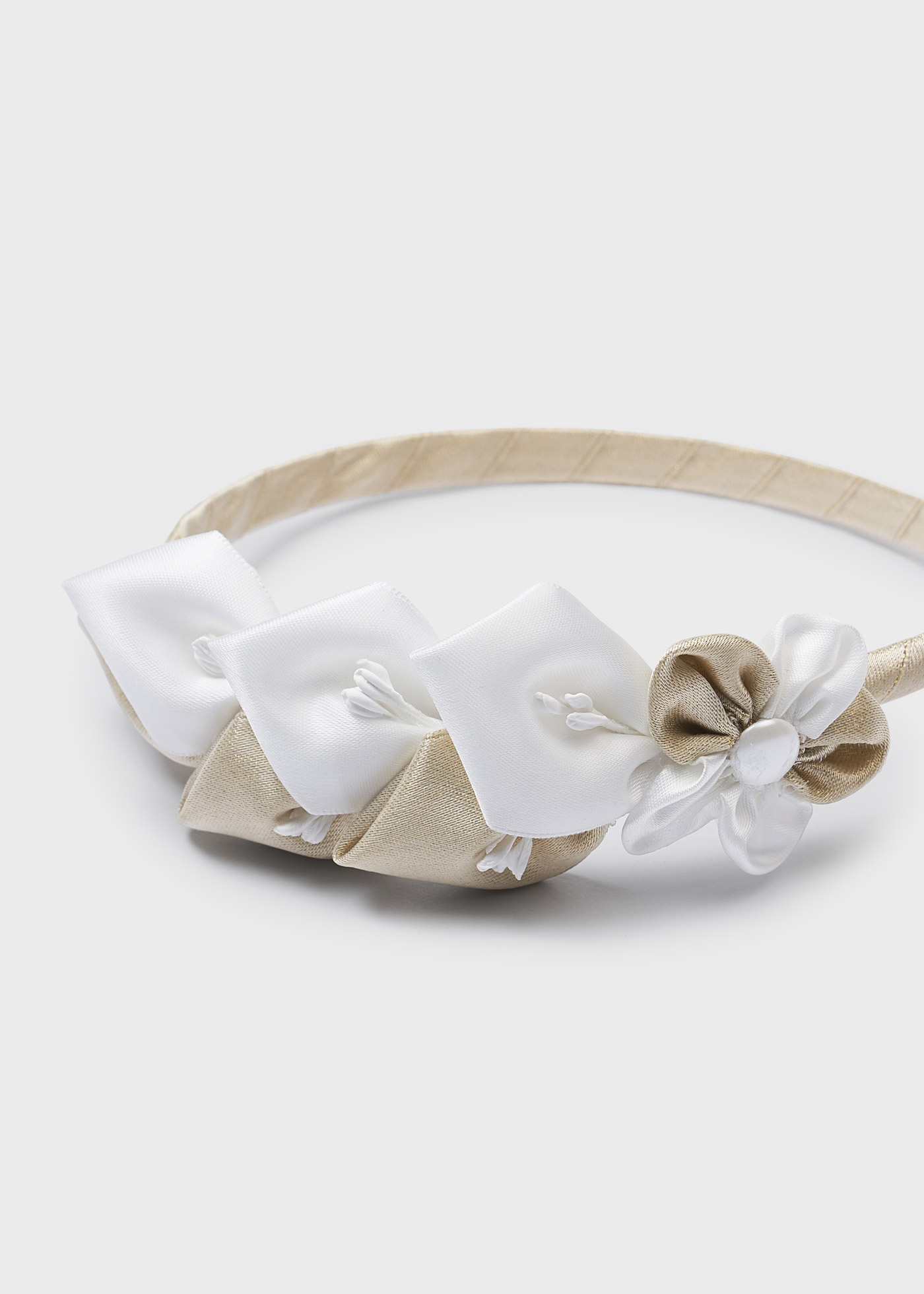 Tiara de cerimônia com aplique floral para meninas