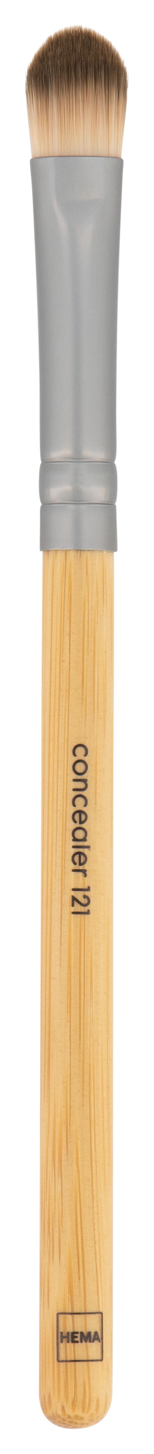 pinceau anti-cernes et correcteur 121