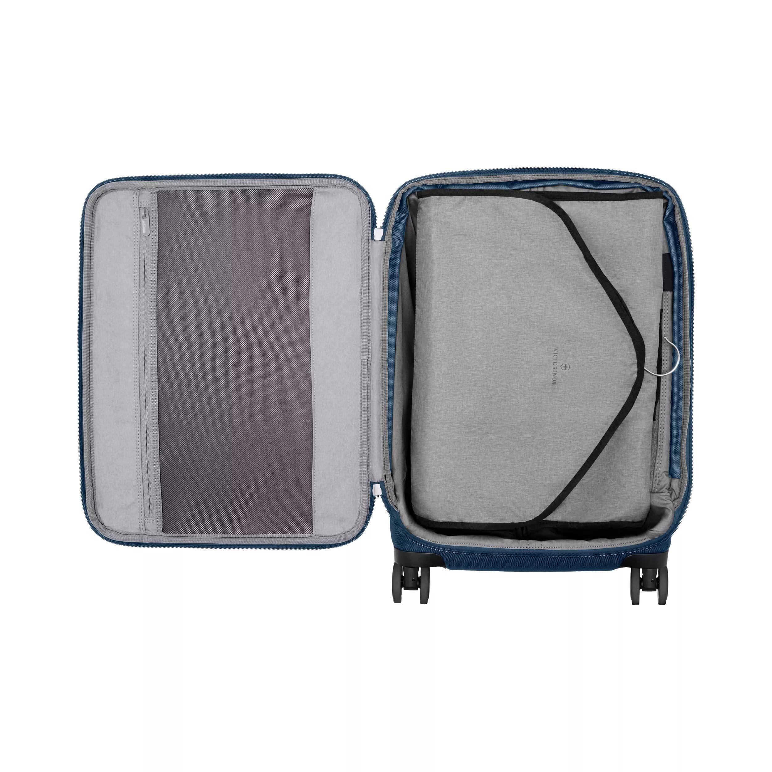 Werks Traveler 6.0 Softside Frequent Flyer Carry-On-Blau