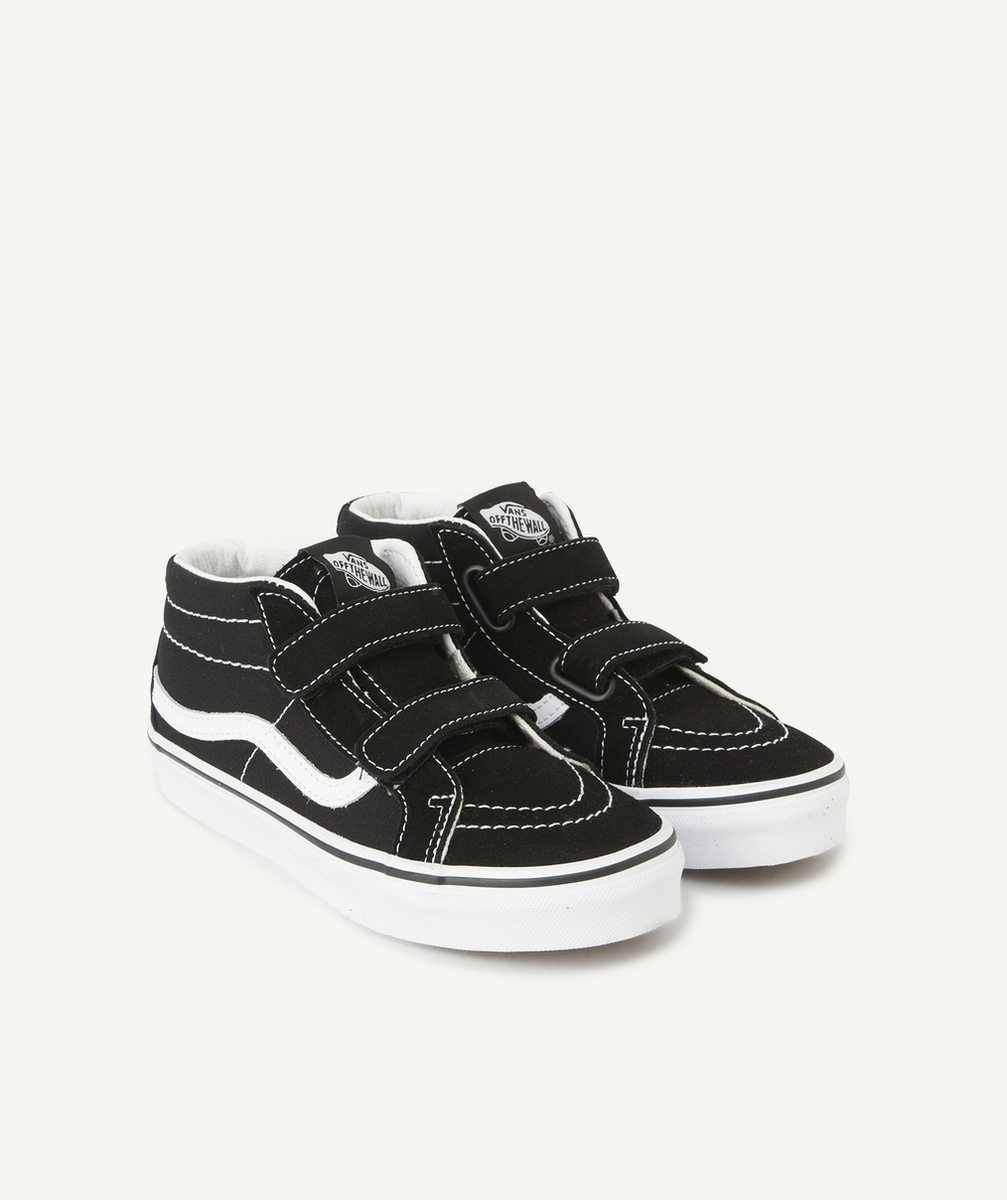 VANSBASKETS MI-MONTANTES À SCRATCHS ENFANT NOIR ET BLANC SK8