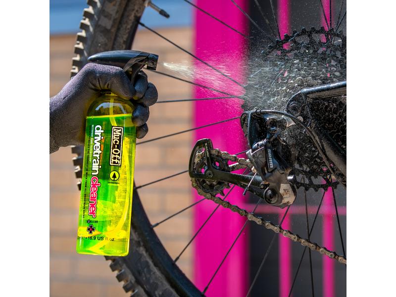 Muc-Off Antriebsreiniger Drivetrain Cleaner 500 ml Kettenreiniger für Ketten oder Kassetten