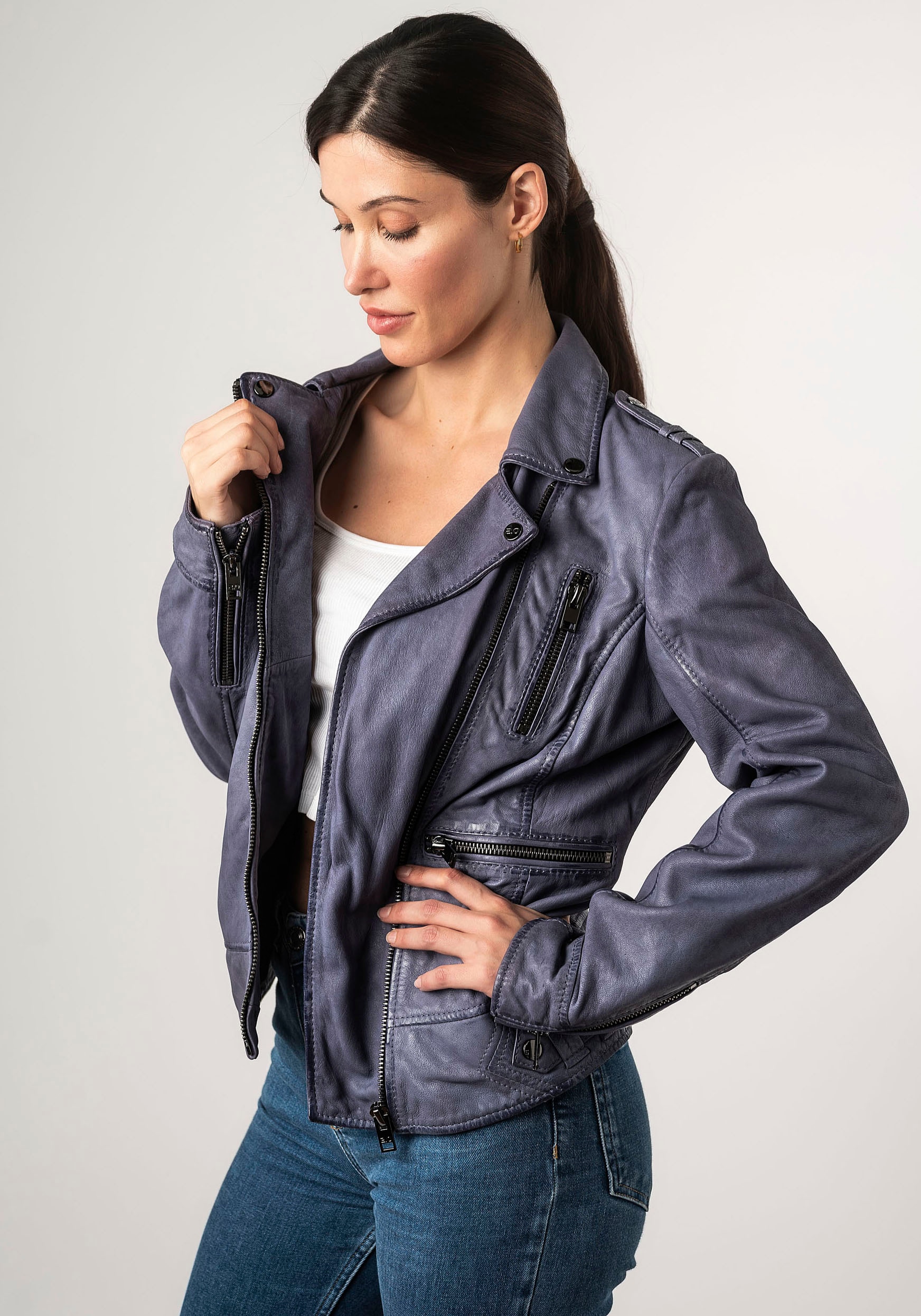 Mauritius Lederjacke »2Wtashi« mit Schulterklappen, mit Nieten, mit Zipper-Taschen