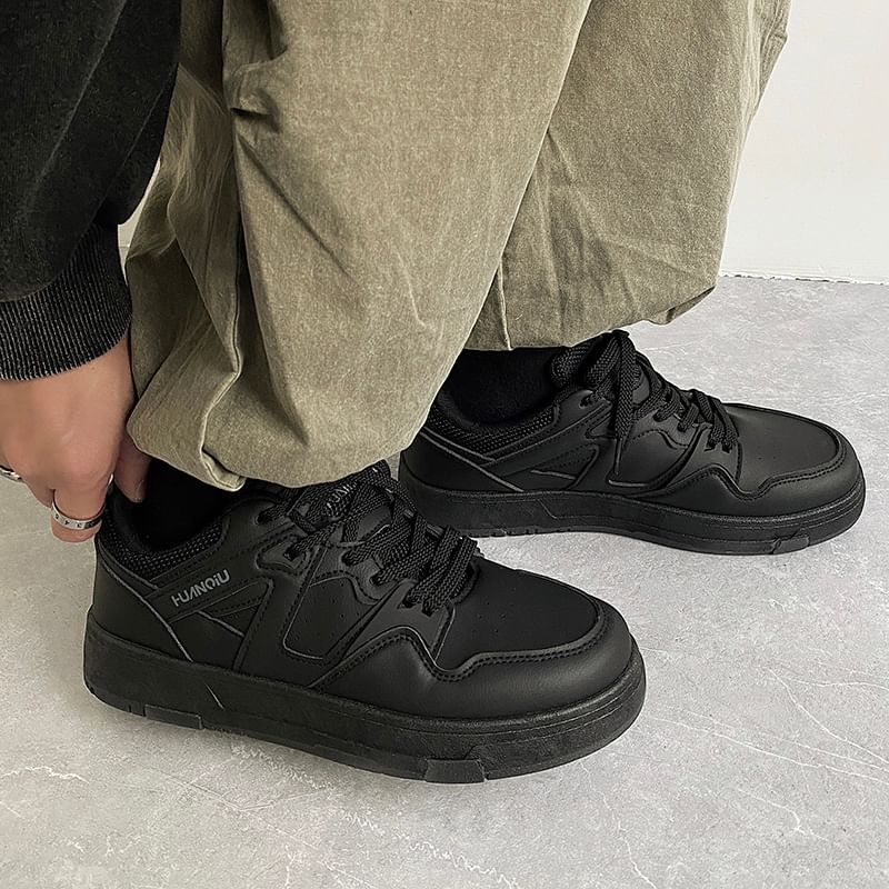 HANO - Veterschoenen met letters en platform