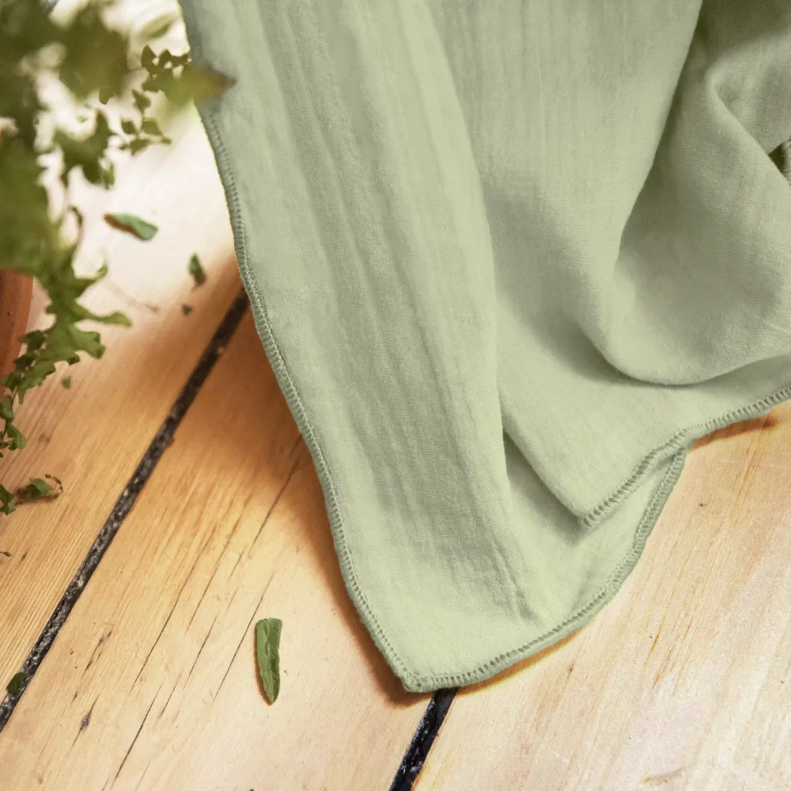Rideau gaze de coton ajustable (180 x max 300 cm) Gaïa Vert tilleul