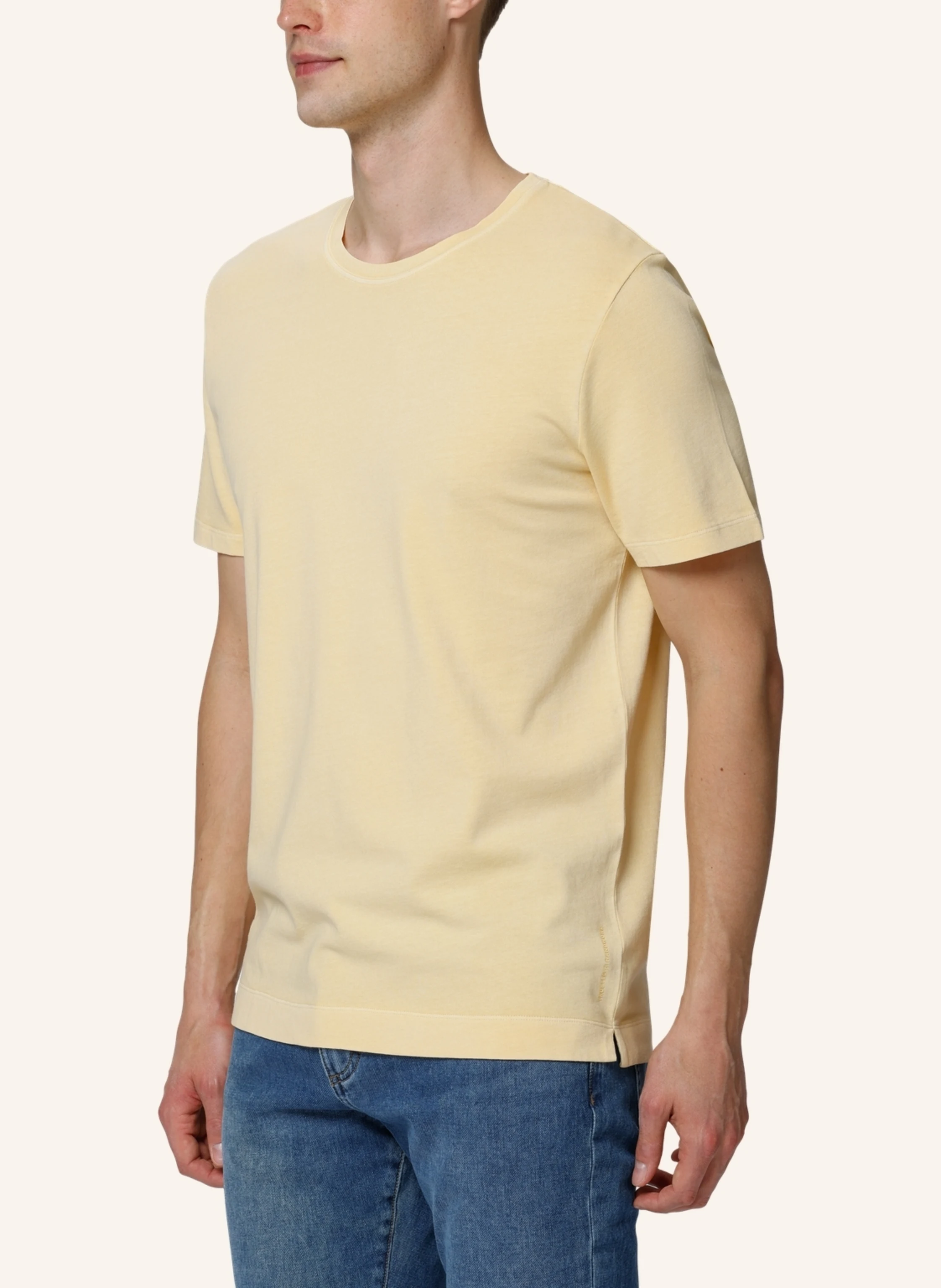 TRUSTED HANDWORK Round Neck 1/2-Sleeve T-Shirt