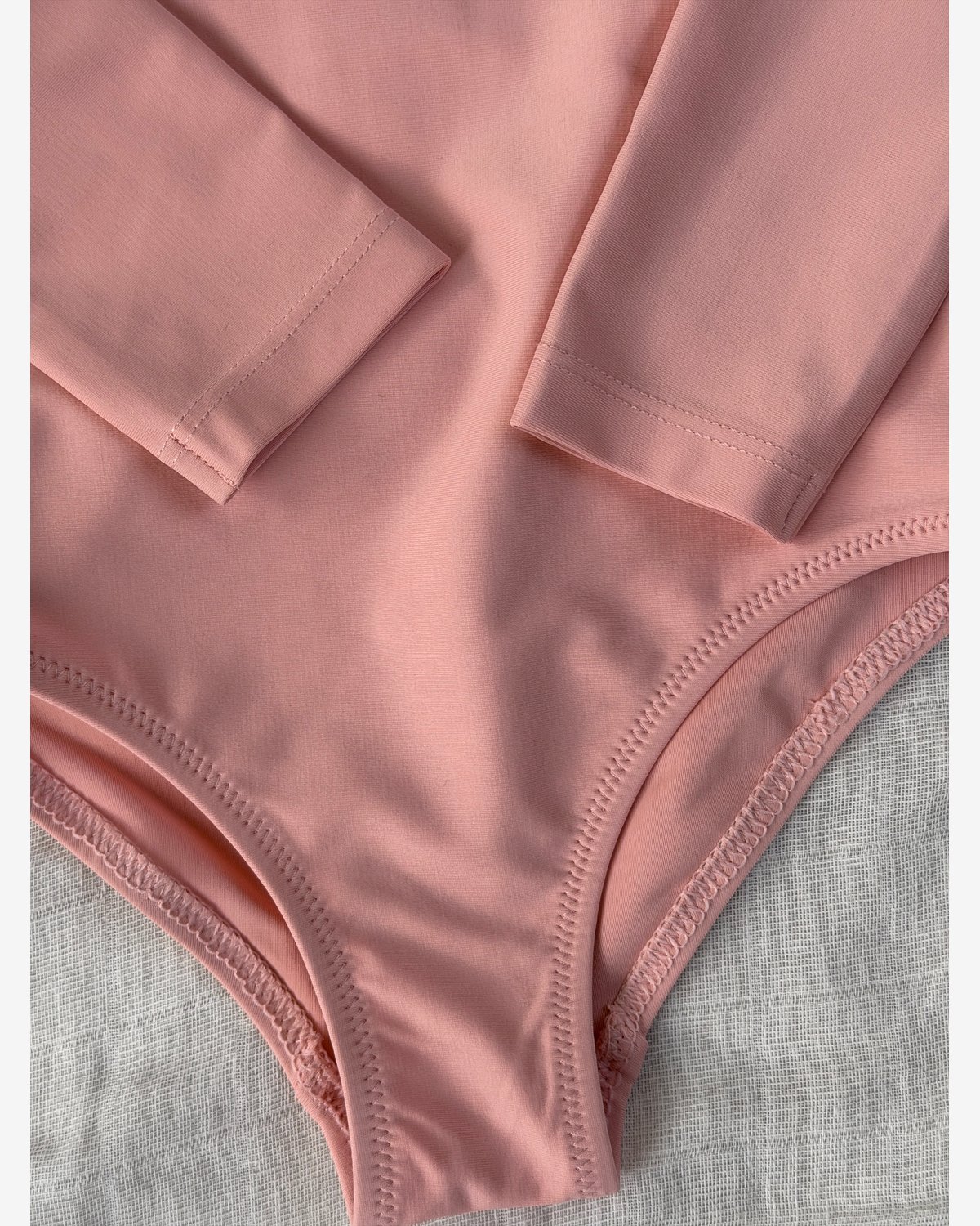 Badedrakt Langermet m/ Glitrende Paljetter – UV 40+ | Kitty LS Swimsuit