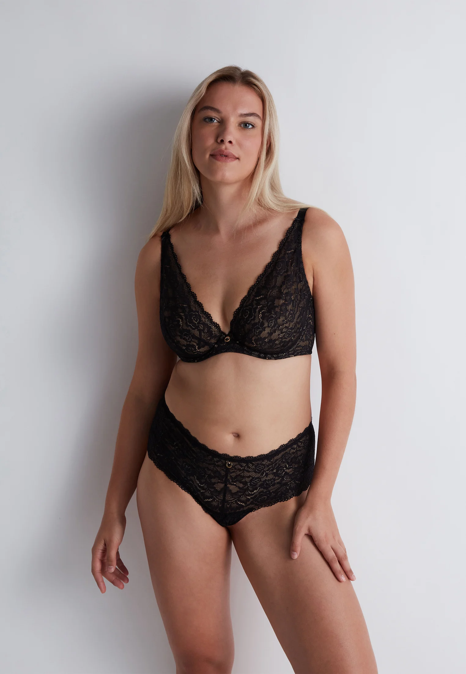 ROSESSENCE - Soutien-gorge triangle avec armatures | Noir