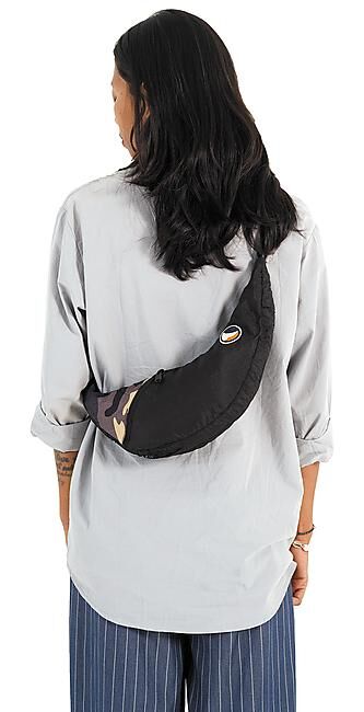 TICKET TO THE MOON - POCHETTE COMPACT SLING BAG