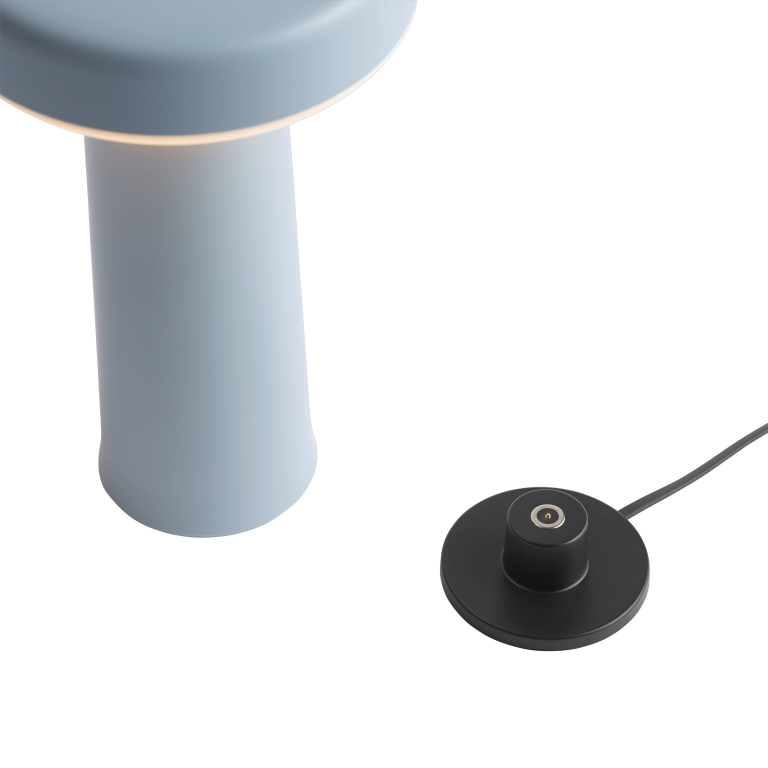 Muuto Ease tafellamp oplaadbaar LED lichtblauw
