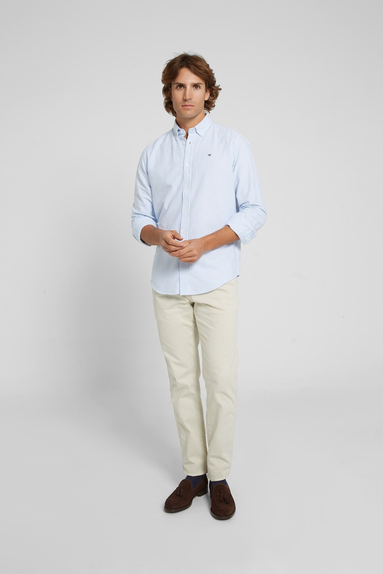 Camisa esportiva oxford azul-clara com listra central - Azul