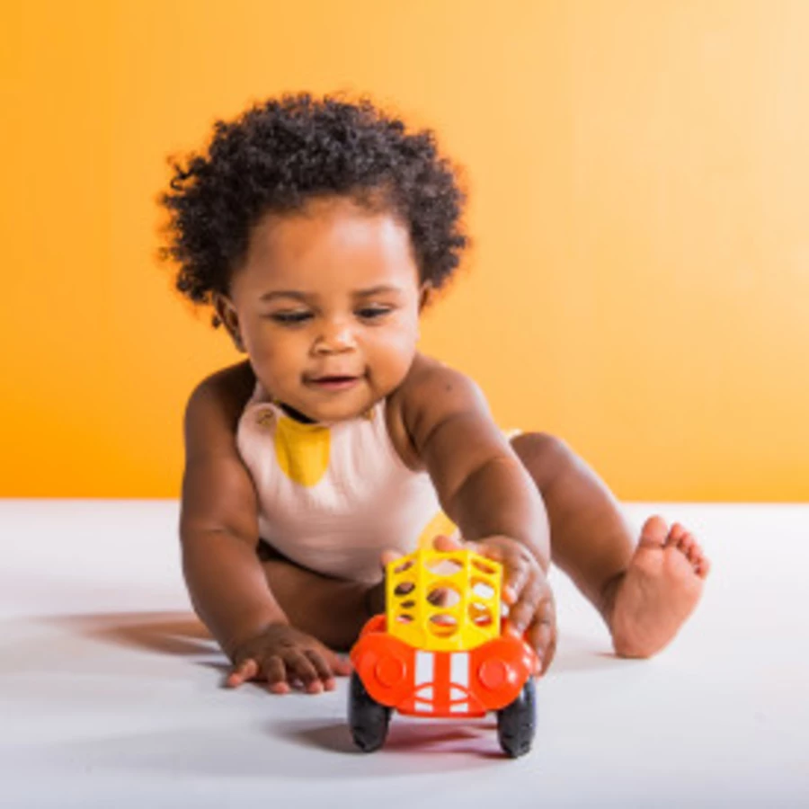 Bright Starts Spielzeugauto, Rattle & Roll Buggie™ , rot