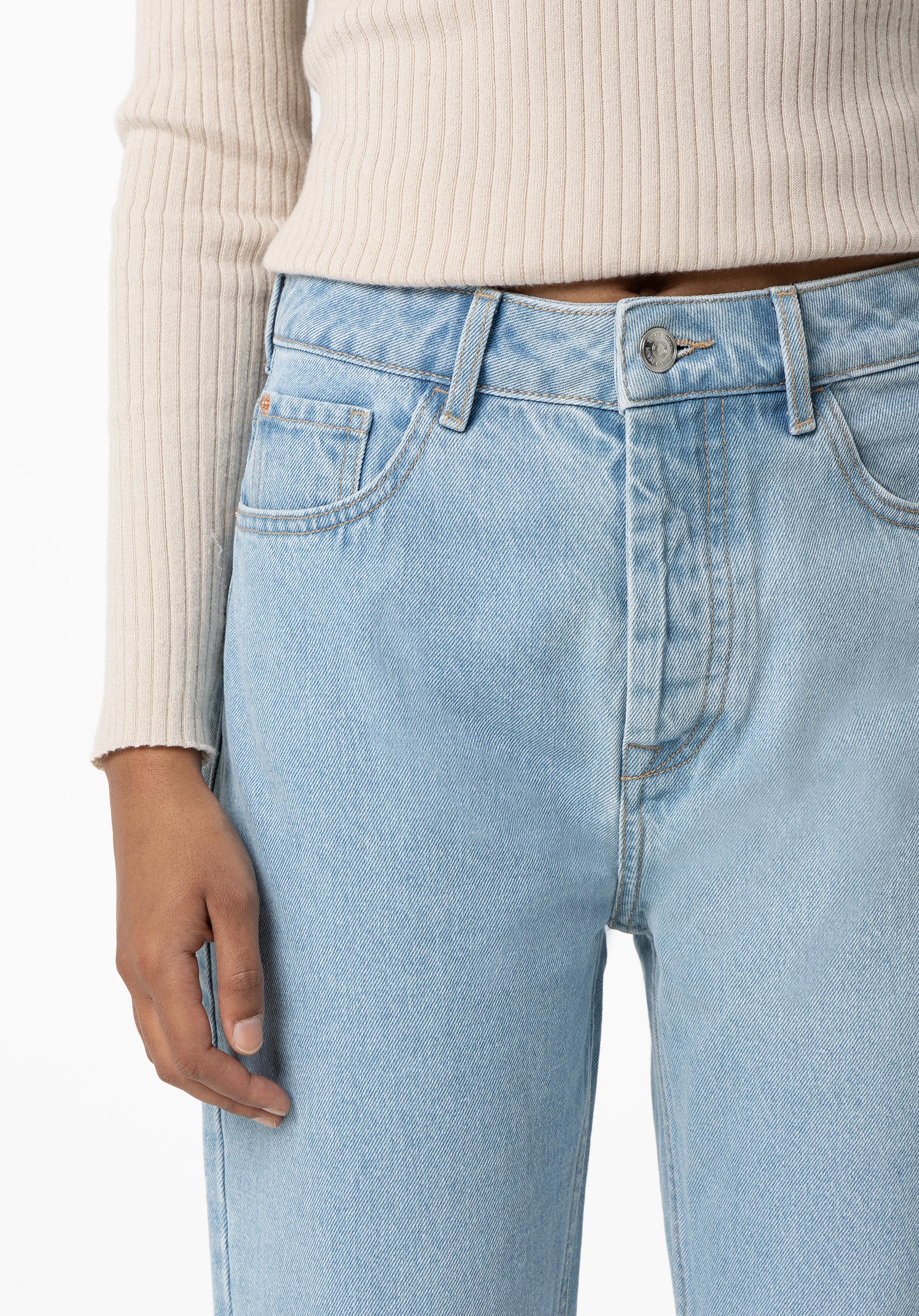 Jeans Mom Fit Cintura Alta