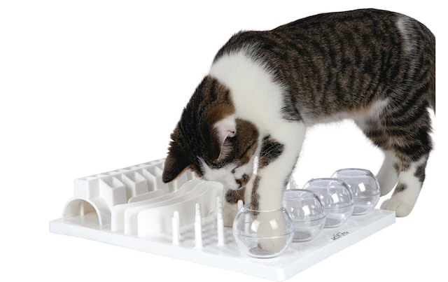 TRIXIE Tier-Intelligenzspielzeug »Cat Activity Fun Board, 30 × 40cm« Kunststoff