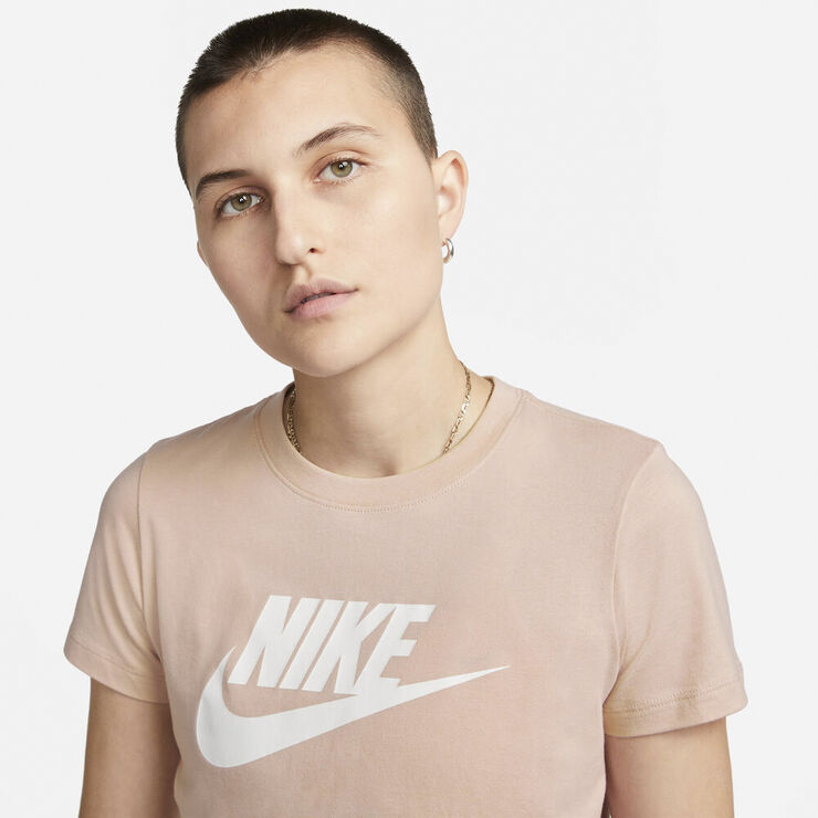 Nike Sportswear Essential T-shirt Pink