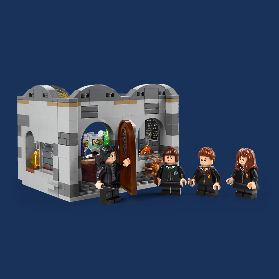 LEGO - Wednesday - Wednesday Addams-figur (76780)