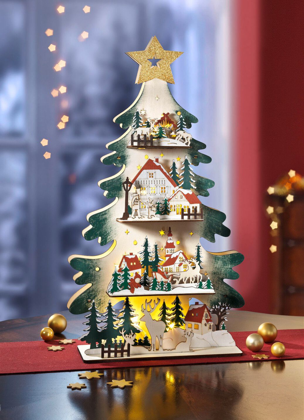 Beleuchteter Tannenbaum aus Holz