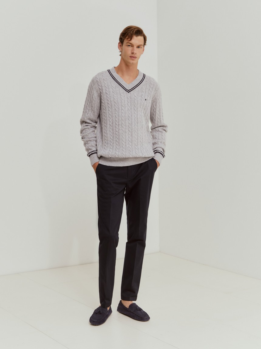 Calças chino slim fit vincadas