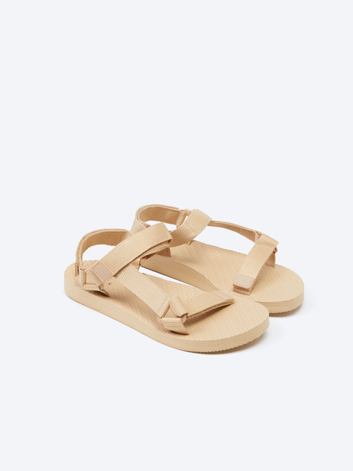 Sandália esportiva - Branco-creme