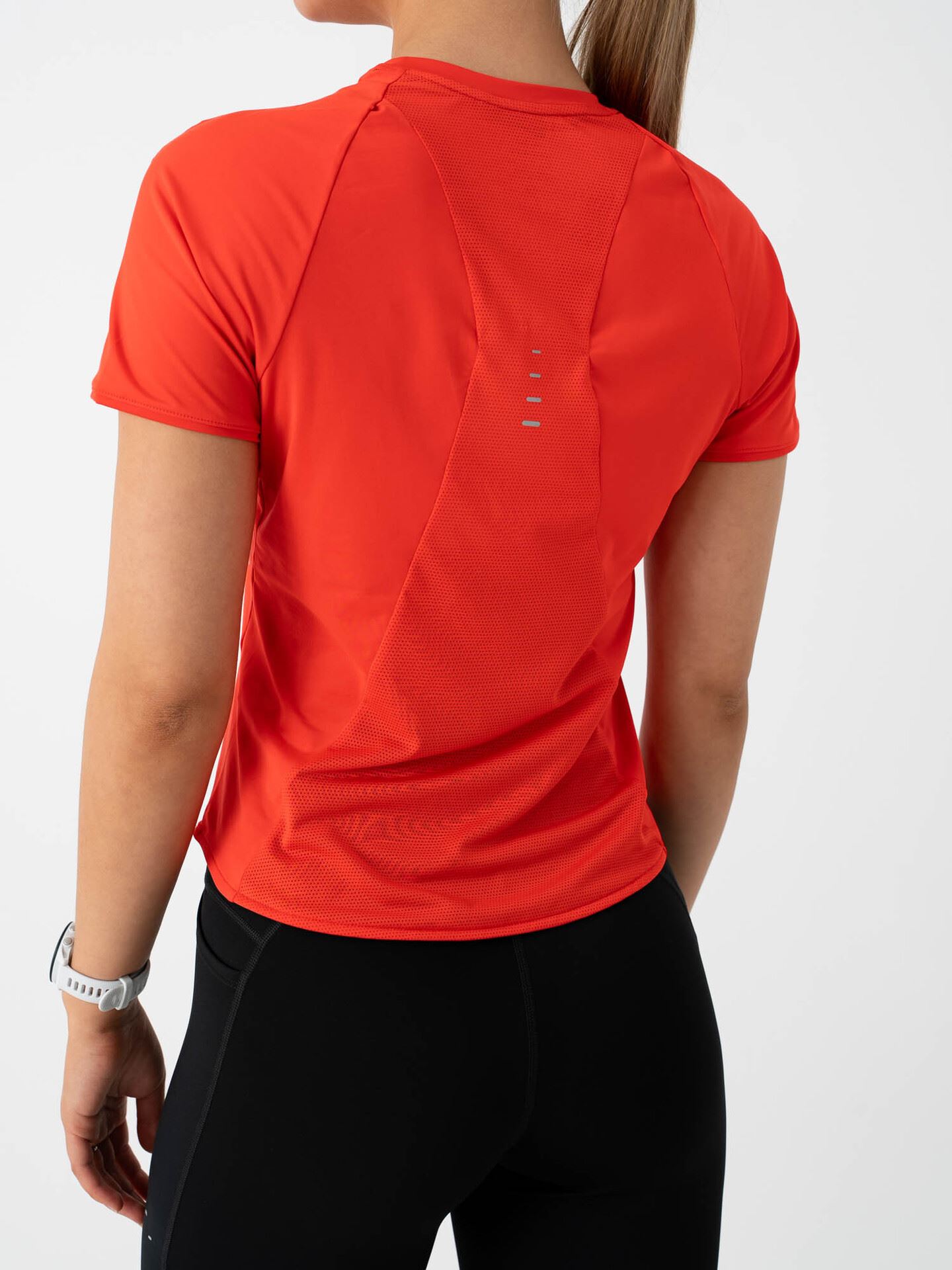 Swift Dri-Fit Short Sleeve Top