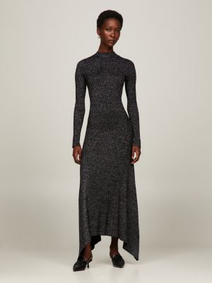 Vestido longo metálico acinturado e evasê