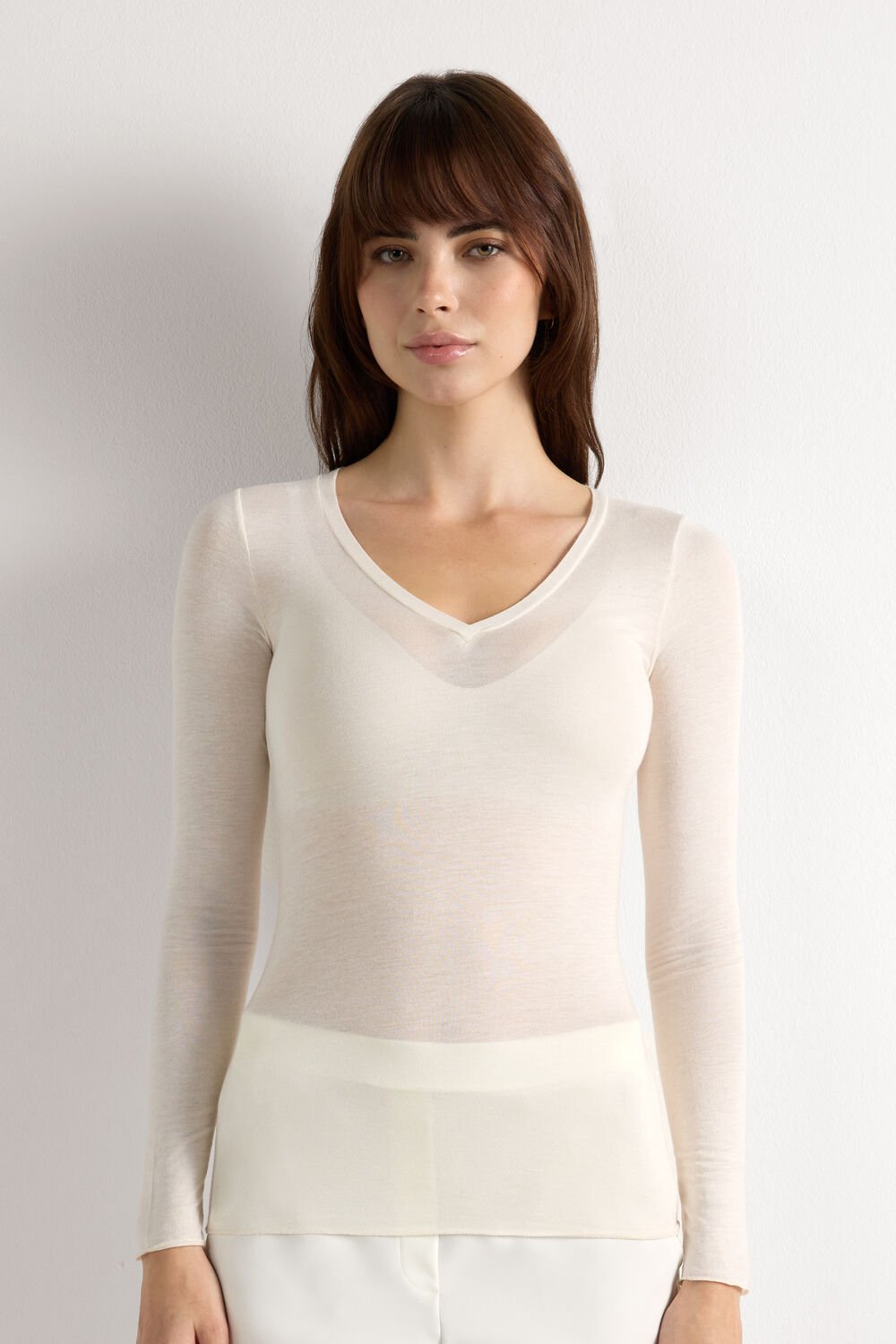 Blusa com decote em V em Modal Ultraleve com Caxemira