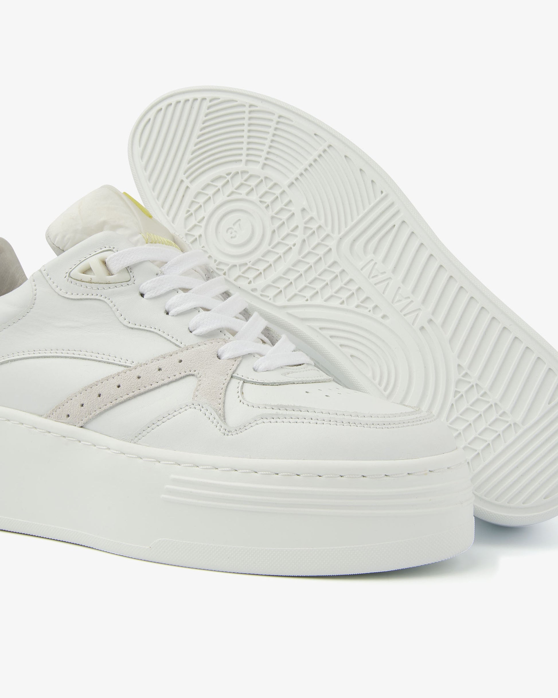 VIA VAI witte dames sneakers Isa Bo
