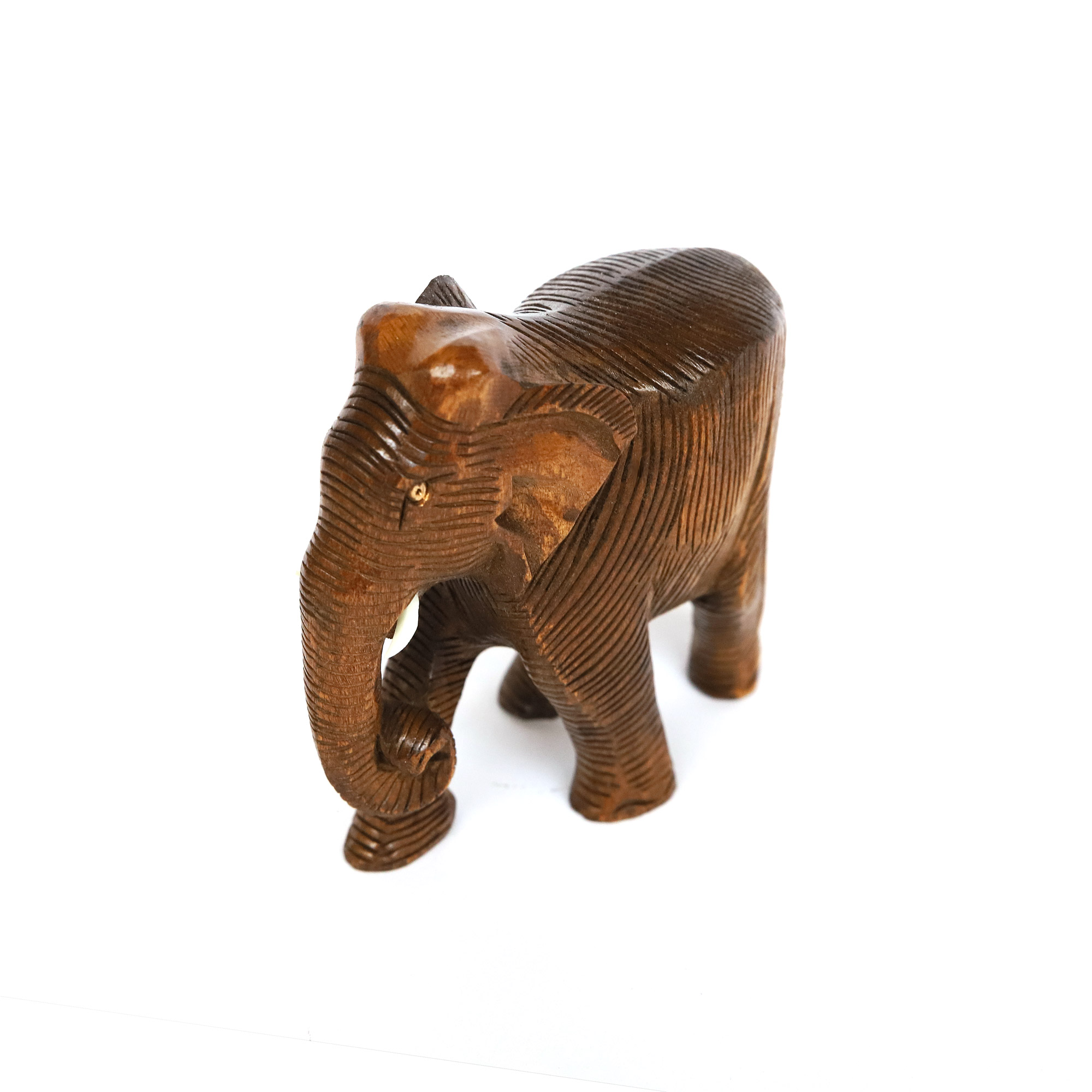 Elefant aus Holz, braun, H 10 cm, B 11 cm, T 4 cm von fischer's lagerhaus