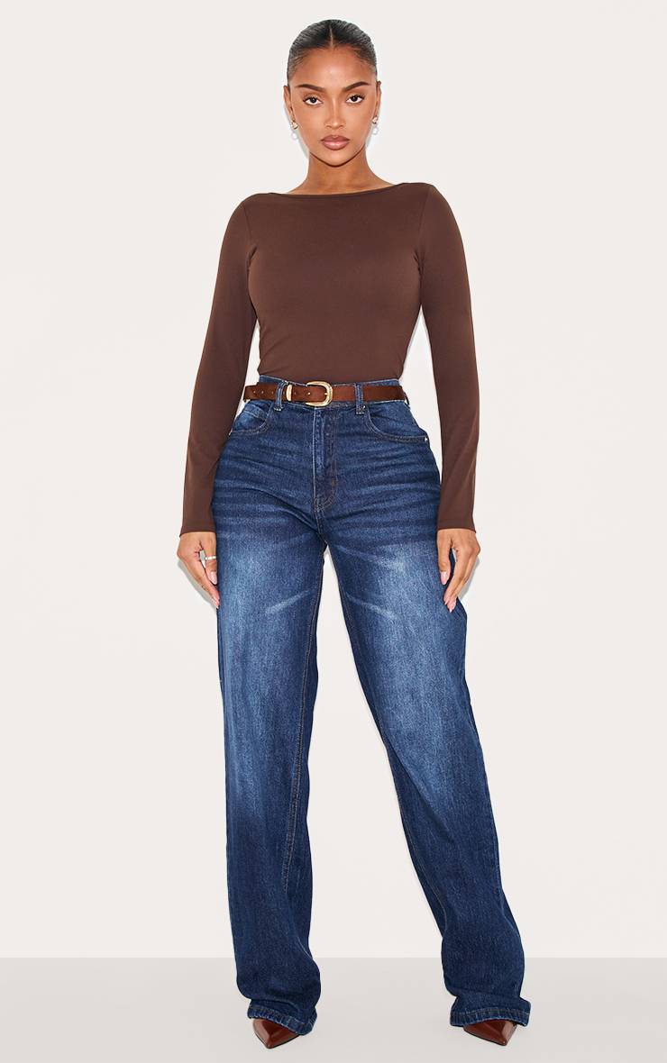 Chocolat T-shirt À Manches Longues Sculptant Avec Soutien-gorge Intégré Et Encolure Bateau