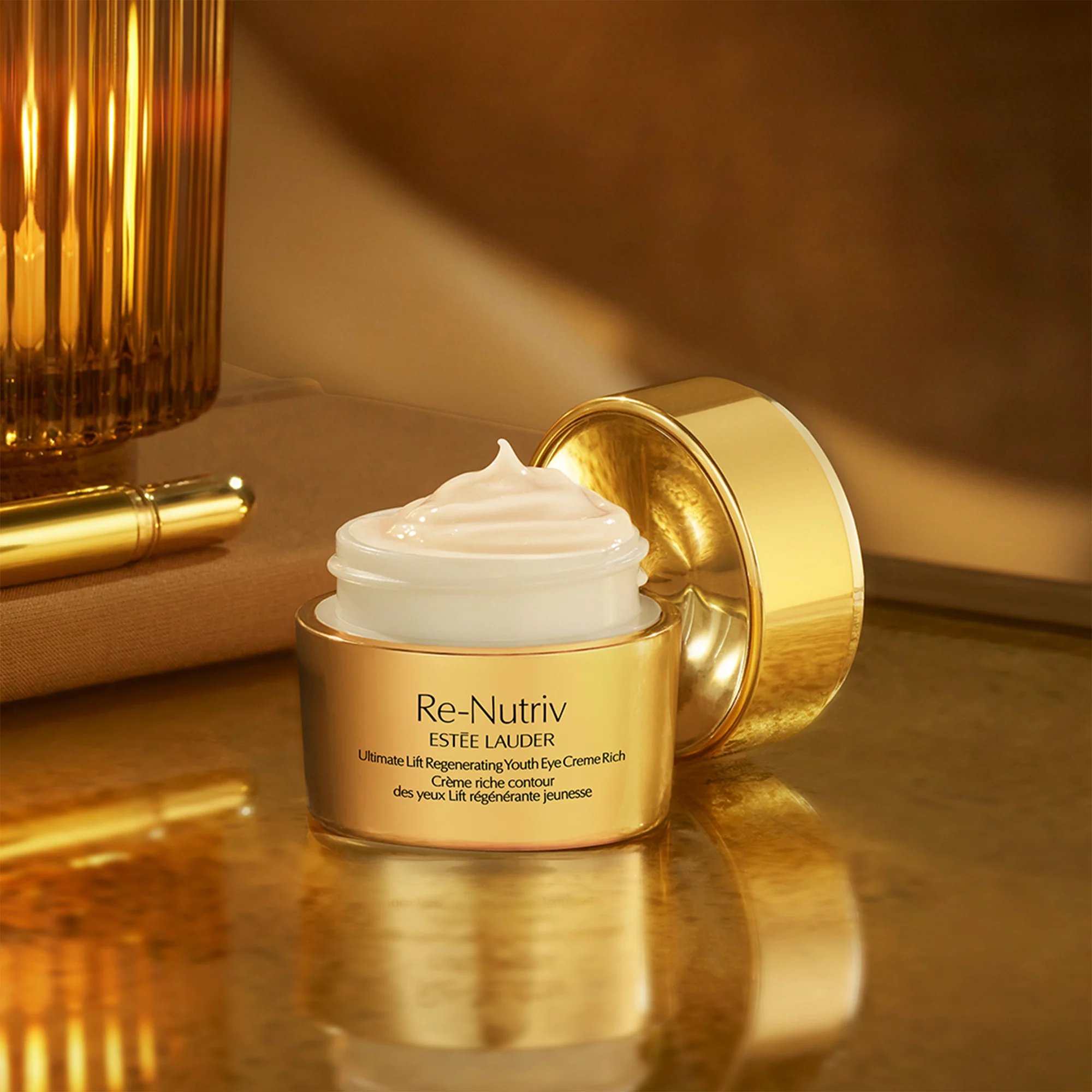Re-Nutriv Lift Régénérante Jeunesse Crème Contour des Yeux Riche |