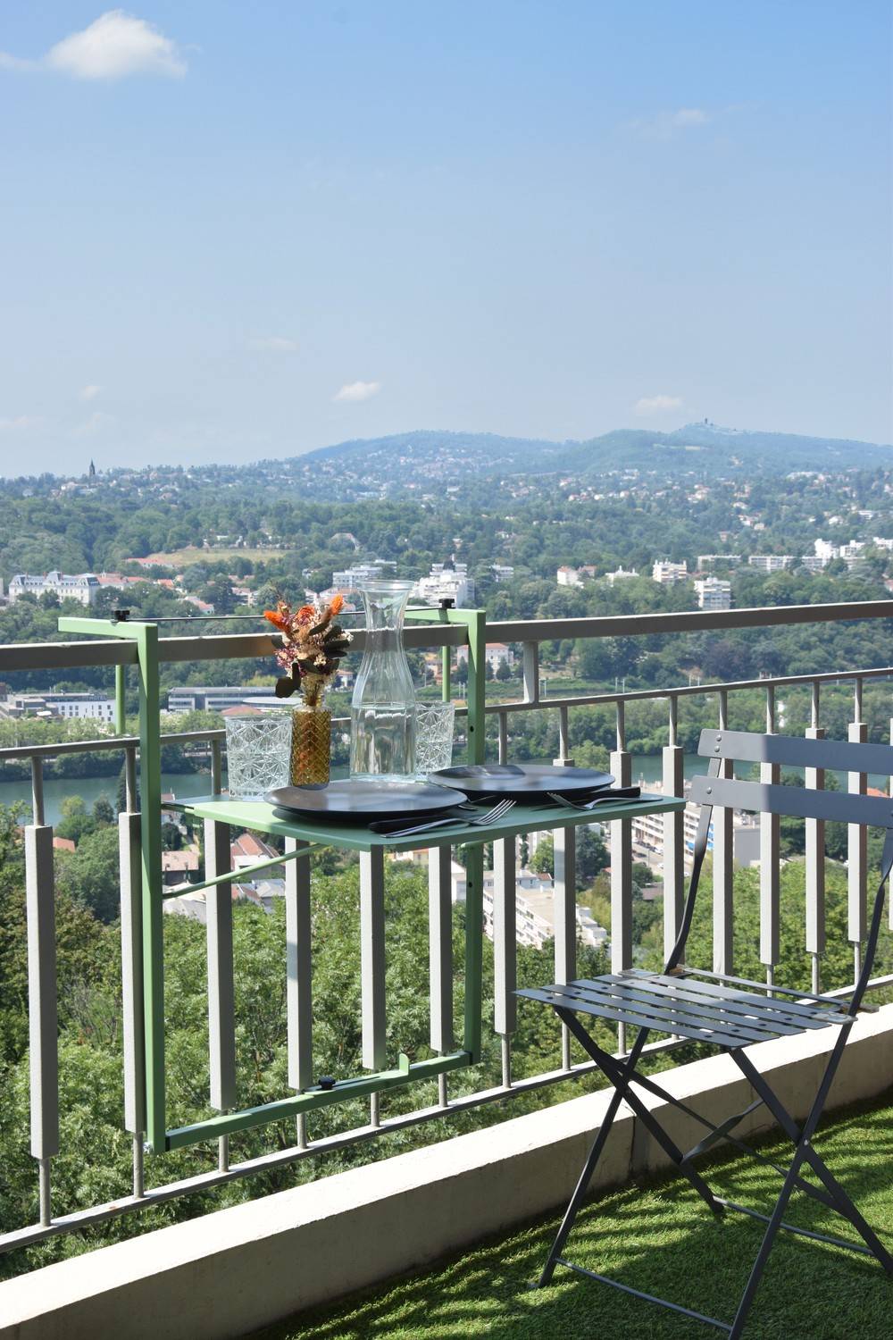 Table de balcon réglable soléa - 55x45 cm - vert pâle