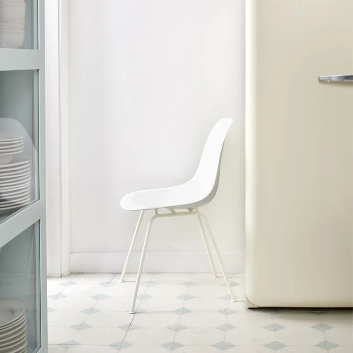 Vitra - Eames Plastic Side Chair DSX RE, basic dark / forest (Filzgleiter basic dark)