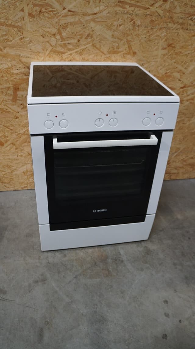 Bosch keramisk komfur HCE722123U
